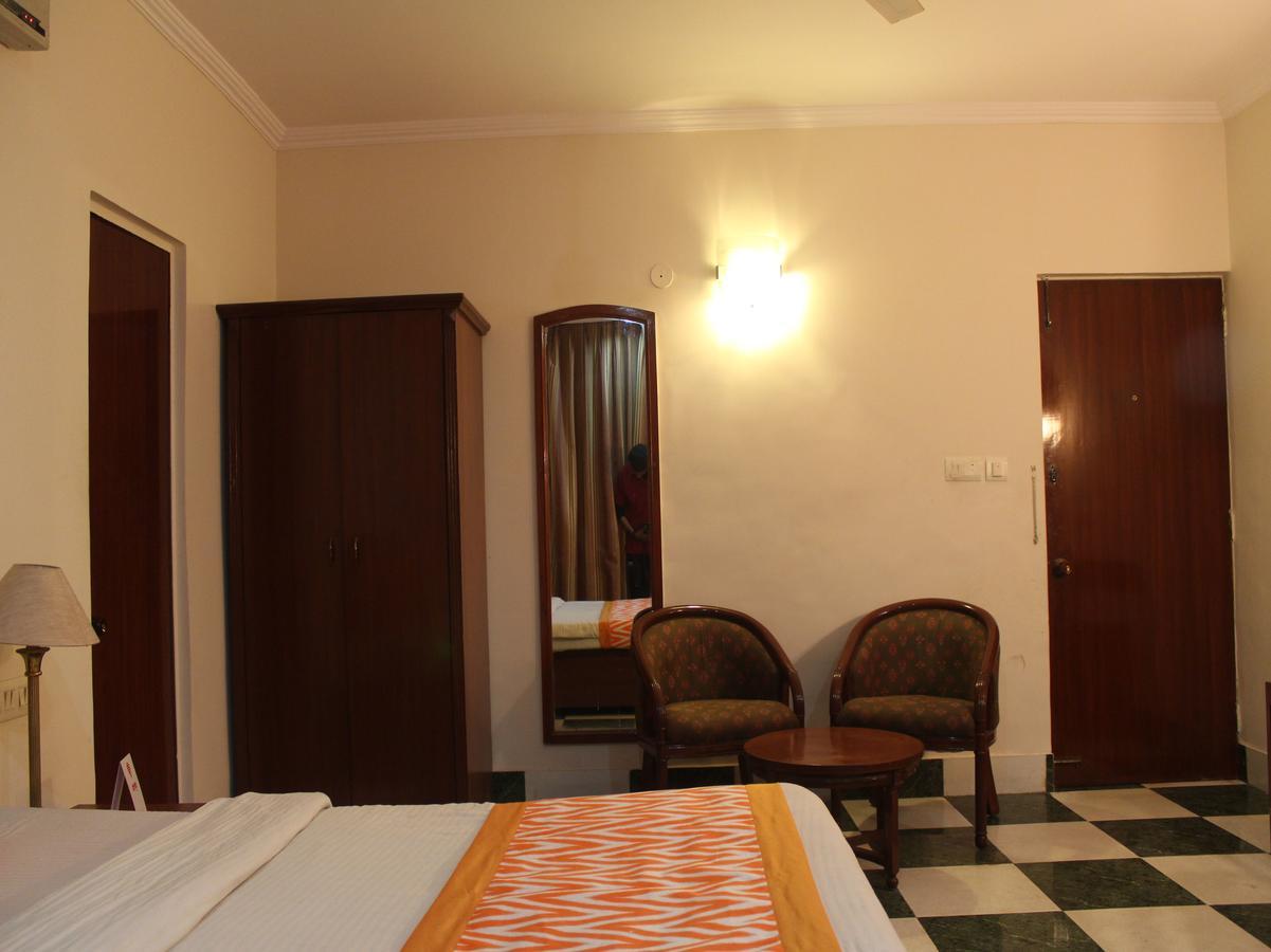 Oyo 5232 Kwality Hotel Dehradun Exterior photo
