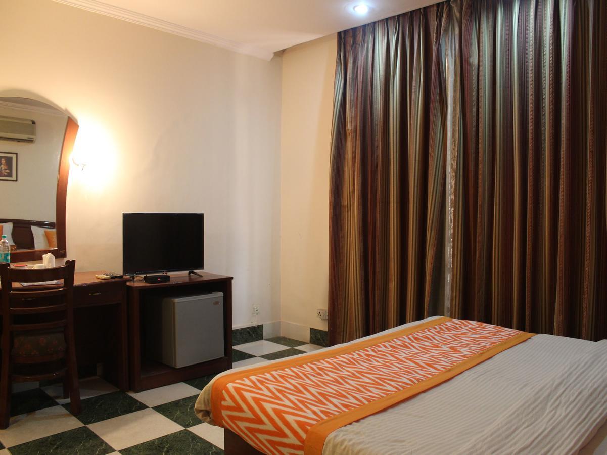 Oyo 5232 Kwality Hotel Dehradun Exterior photo