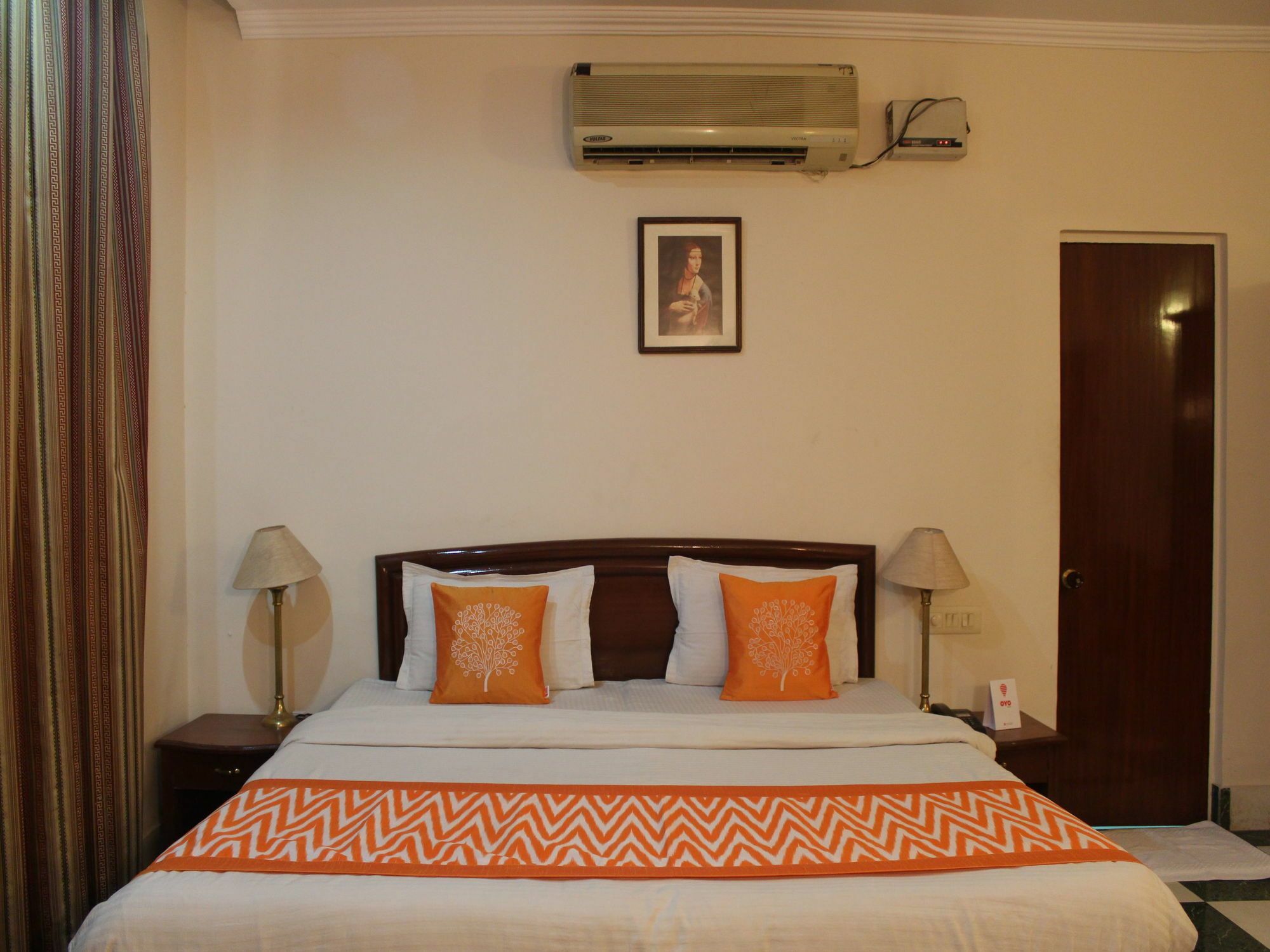 Oyo 5232 Kwality Hotel Dehradun Exterior photo